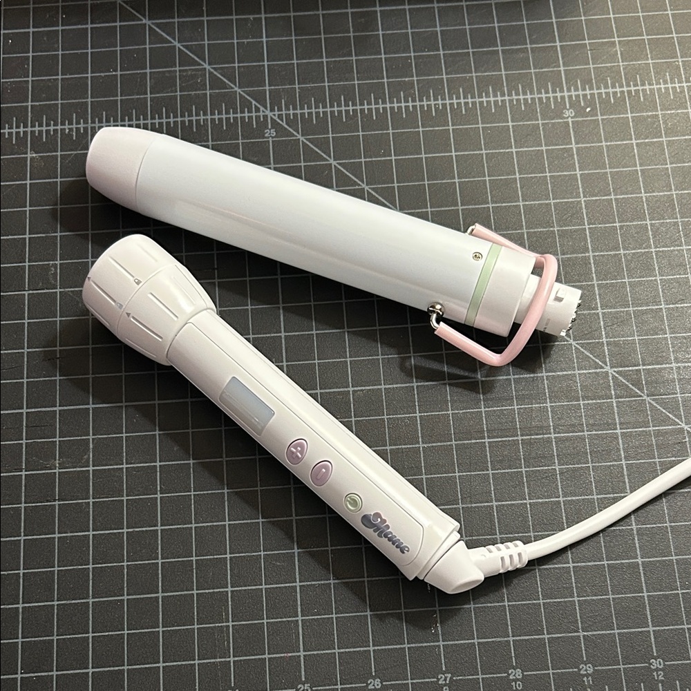 Mane 1.25” Curling Wand with Power Bottom Interchangeable Base